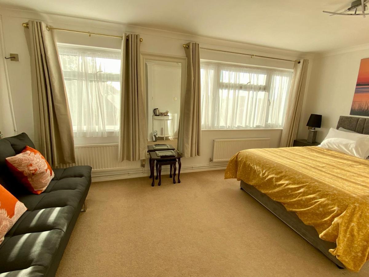Bed and Breakfast St. Georges House à Shanklin Extérieur photo